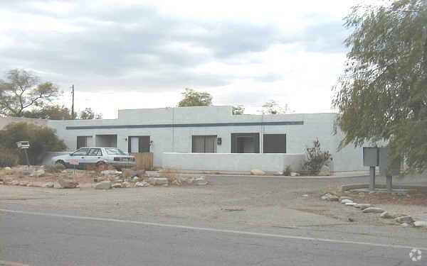 Building Photo - Mountain Avenue Apartments