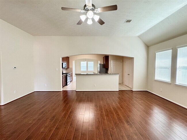 Building Photo - 26722 Mandrake Falls Ct