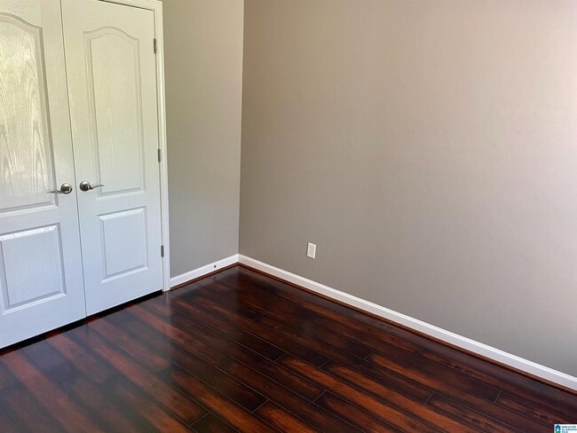 Building Photo - 27152715 Oxmoor Glen Dr