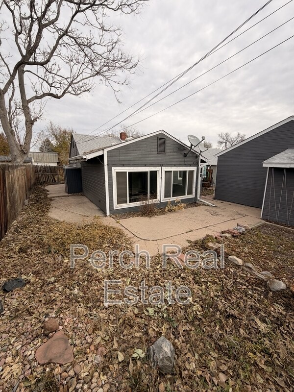 Building Photo - 107 S Kendall St