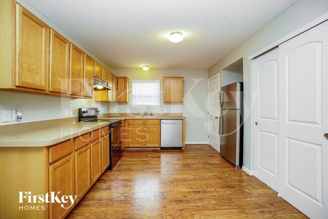 Building Photo - 6328 Marengo St