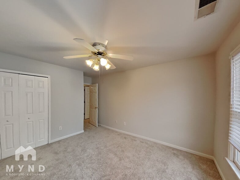 Building Photo - 2314 Longcourt Wy