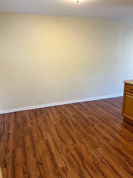 Building Photo - 508 Berkshire Ln