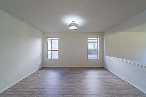 Building Photo - 14350 Persimmon Woods Dr