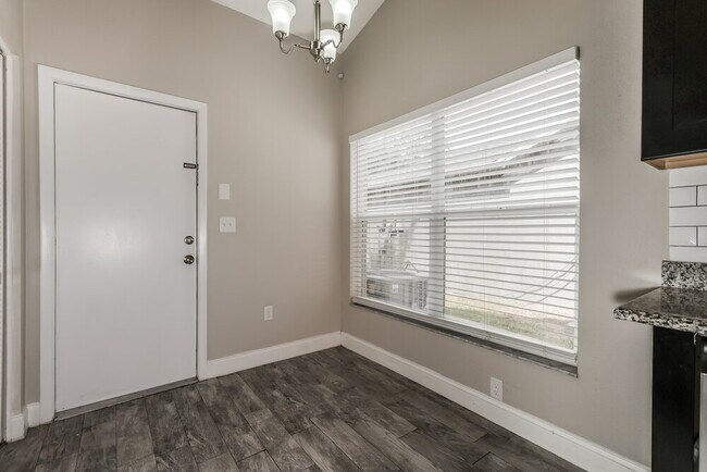 Building Photo - 13208 Sharondale Ct