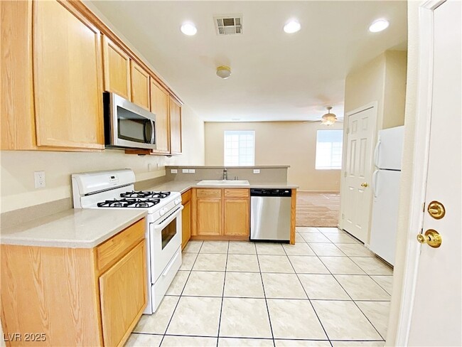 Building Photo - 4074 Sparrow Rock St