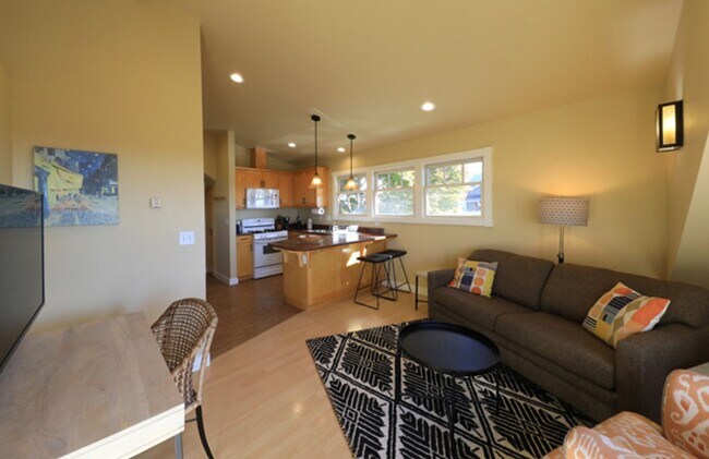 Building Photo - Furnished Studio overlooking Arcata, all utilities inluded