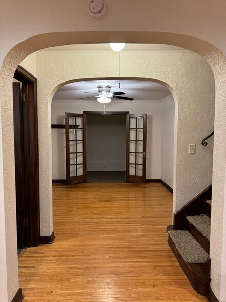 Building Photo - 6837 Oliver Ave S