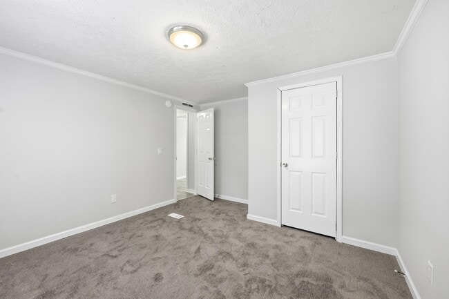 Building Photo - 3469 Cypress Dr