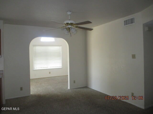 Building Photo - 721 Springfire Dr