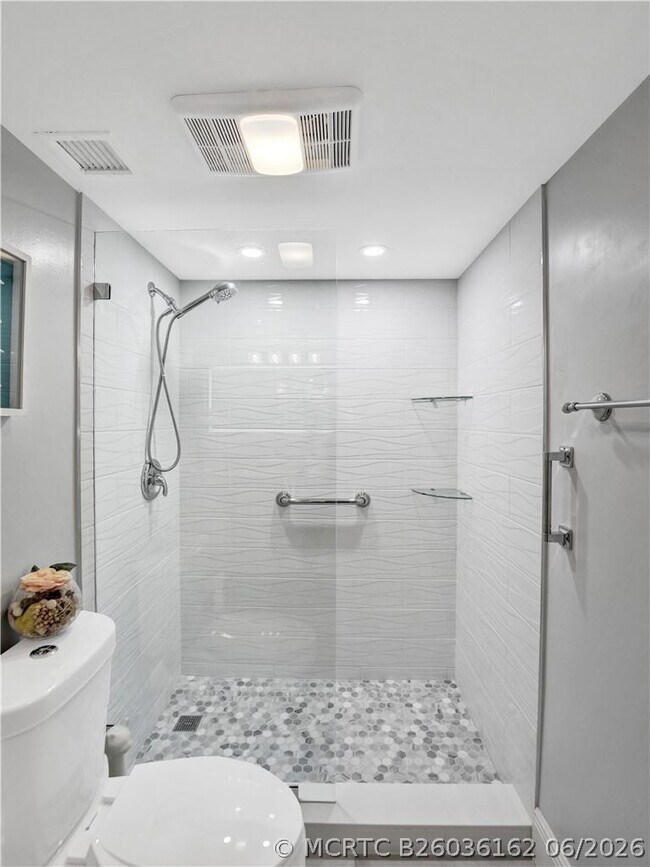 Building Photo - 3430 Galt Ocean Dr