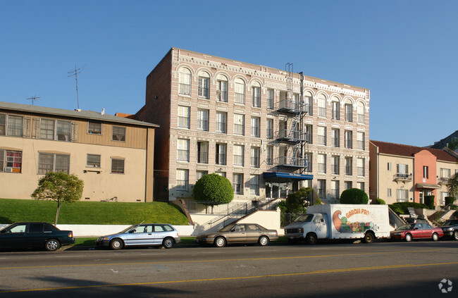 Building Photo - Casa Rampart Apartments