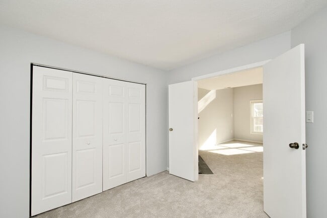 Building Photo - 7517 Belle Grae Dr