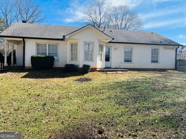 Building Photo - 155 Woodstream Dr