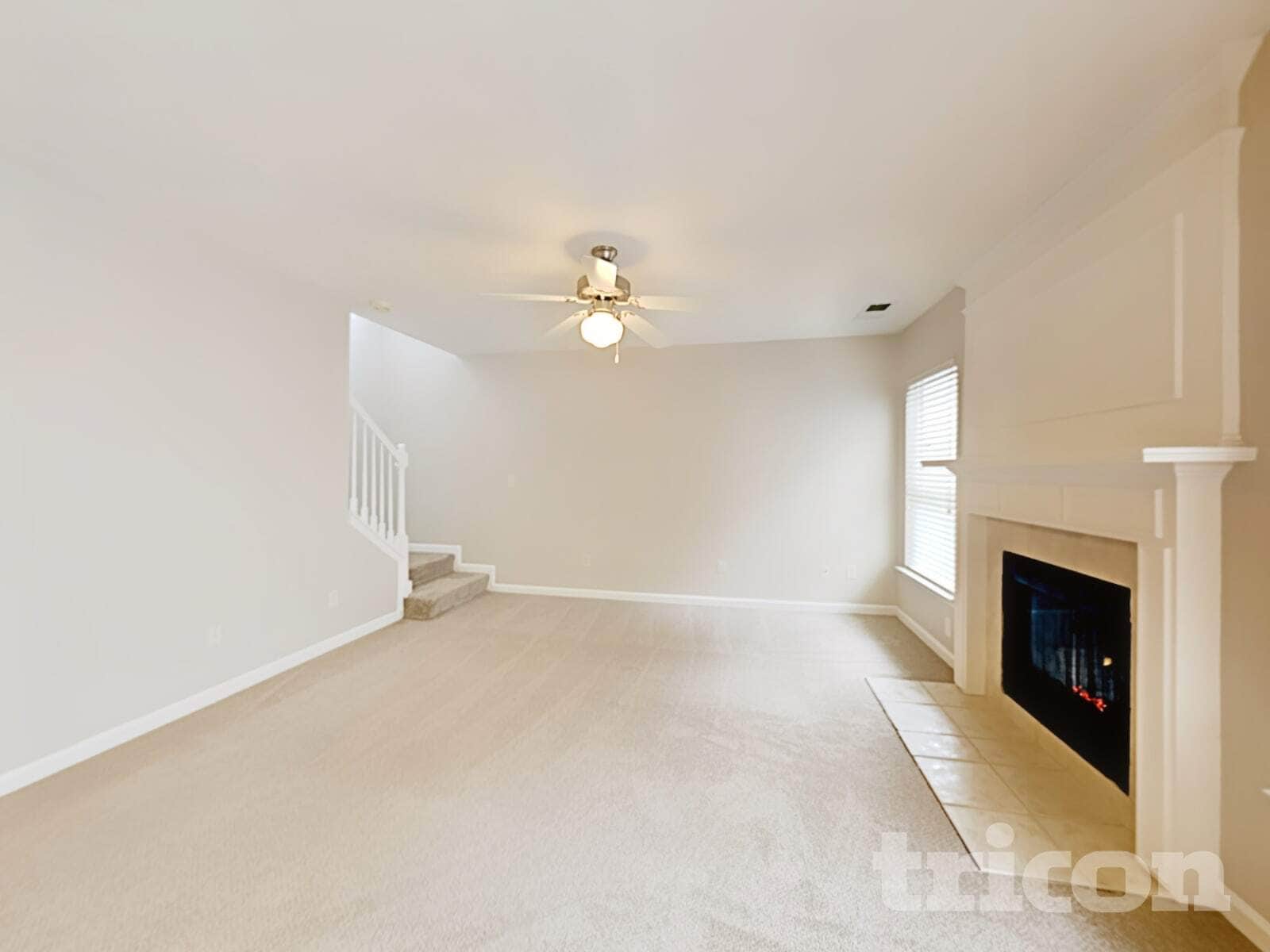 Building Photo - 8274 Eastshore Dr