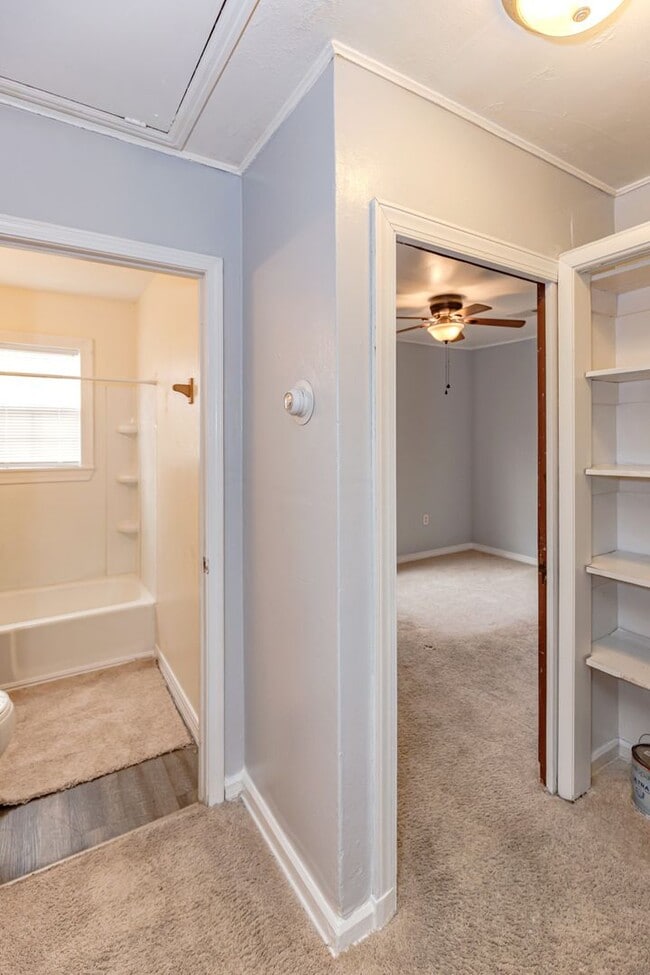 Building Photo - Cozy 2-Bedroom Home in Pascagoula