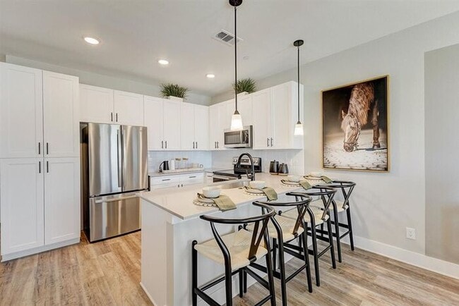 Building Photo - 3805 Constantine Dr