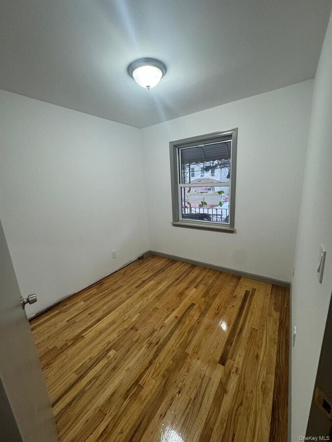 Building Photo - 104-60 48th Ave