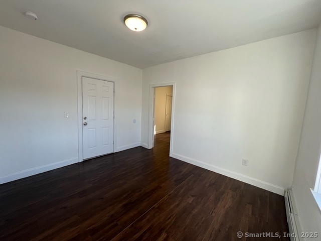 Building Photo - 920 Maplewood Ave