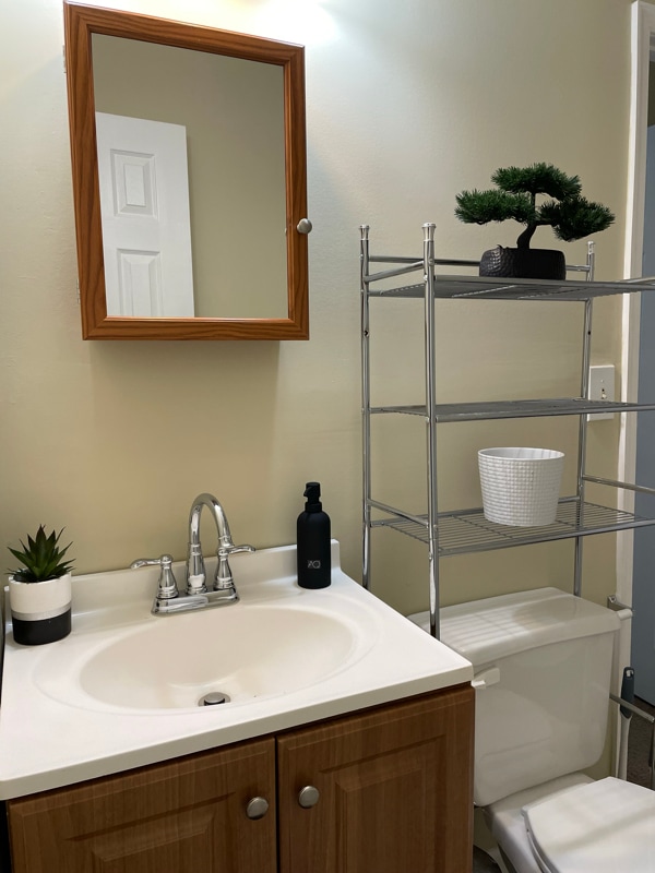 Building Photo - 888 W Lombard St