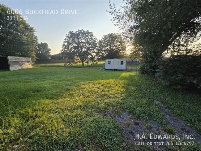 Building Photo - 6006 Buckhead Dr