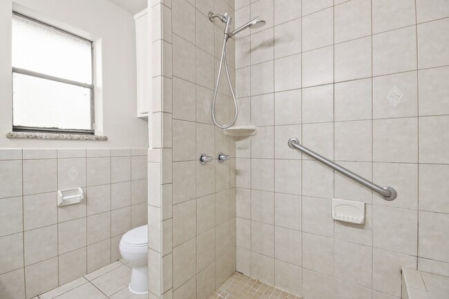 Building Photo - 3806 Montego Dr