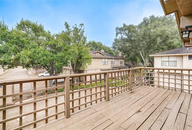 Building Photo - 2711 Grants Lake Blvd