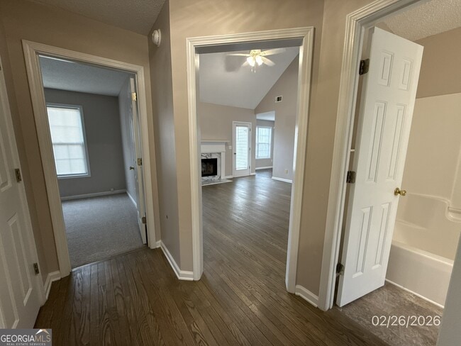 Building Photo - 164 Vintage Trail