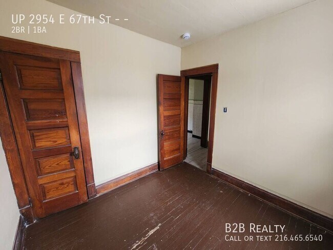 Building Photo - 2954 E 67th St