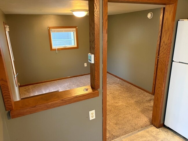 Building Photo - 1 Bedroom, 1 Bath House
