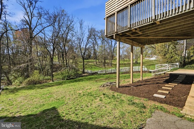 Building Photo - 448 Summers Dr