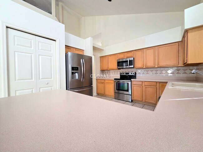 Building Photo - Spacious 4-Bedroom Home Available Now at Phillips Oaks!