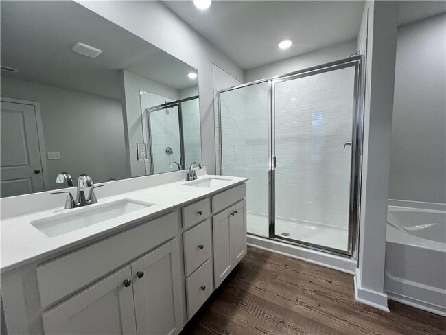 Building Photo - 7313 Mulberry St