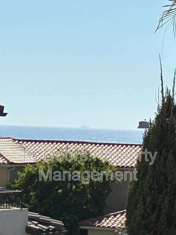 Building Photo - 5726 La Jolla Blvd