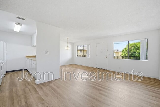 Building Photo - 1527 S Palm Ave