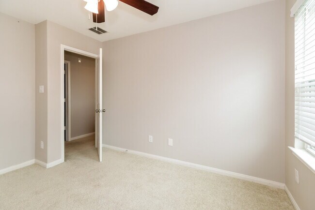 Building Photo - 13203 Alderfield Rd