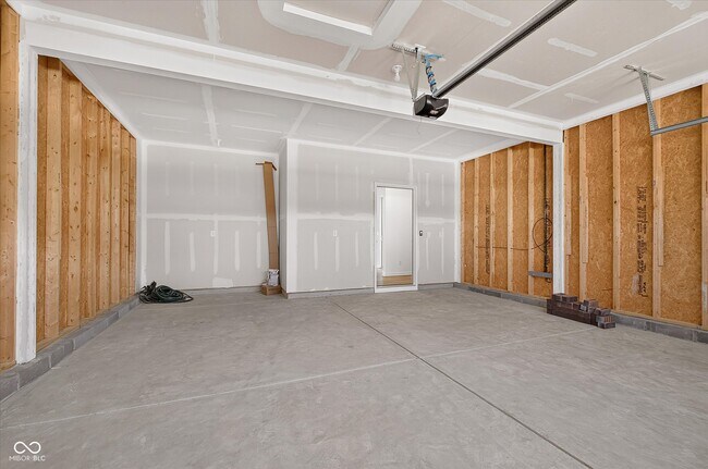 Building Photo - 2635 Prism Wy
