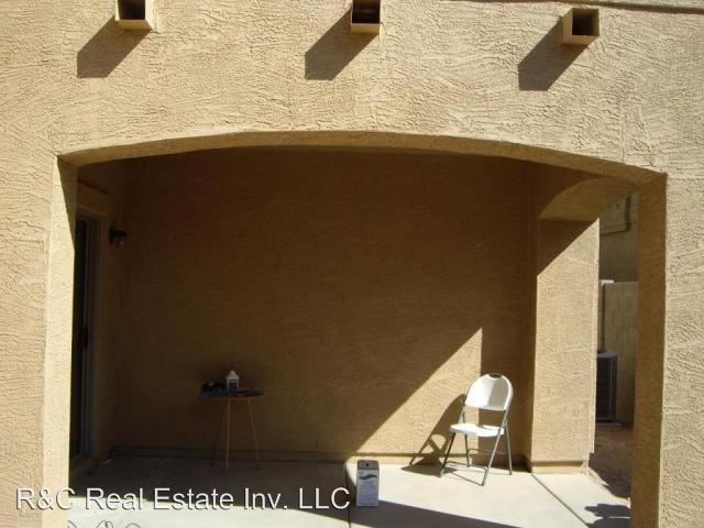 Building Photo - 21117 E Stonecrest Dr