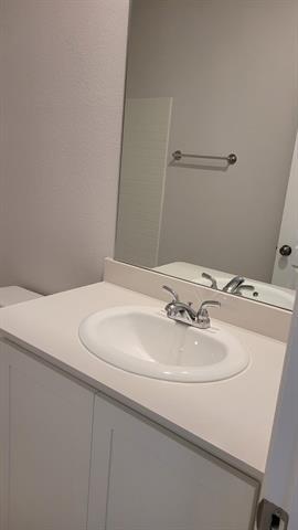 Building Photo - 1919 Rolling Rdg Dr