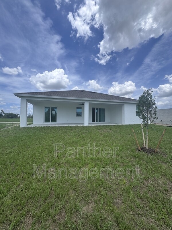 Building Photo - 1724 NW 24th Ave