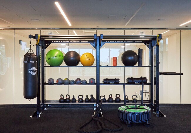 Building Photo - 1006 S Michigan Ave