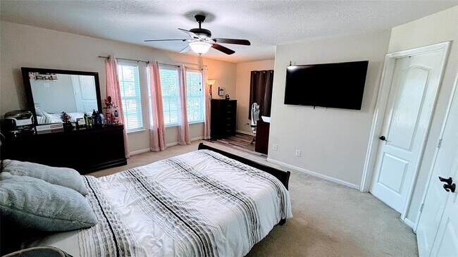Building Photo - 2911 Ribbon Creek Way