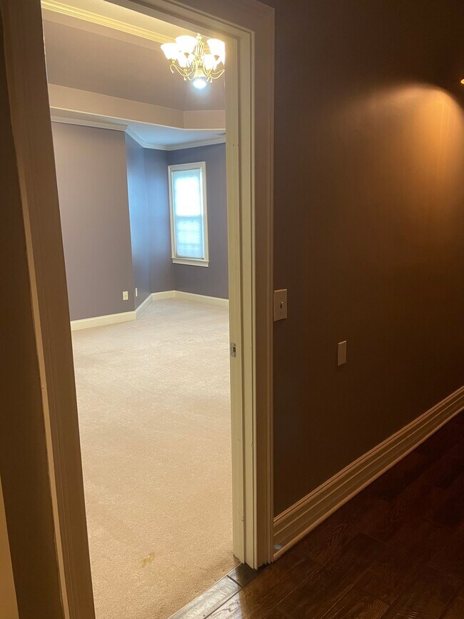 Building Photo - 5000 Wildeoak Trail