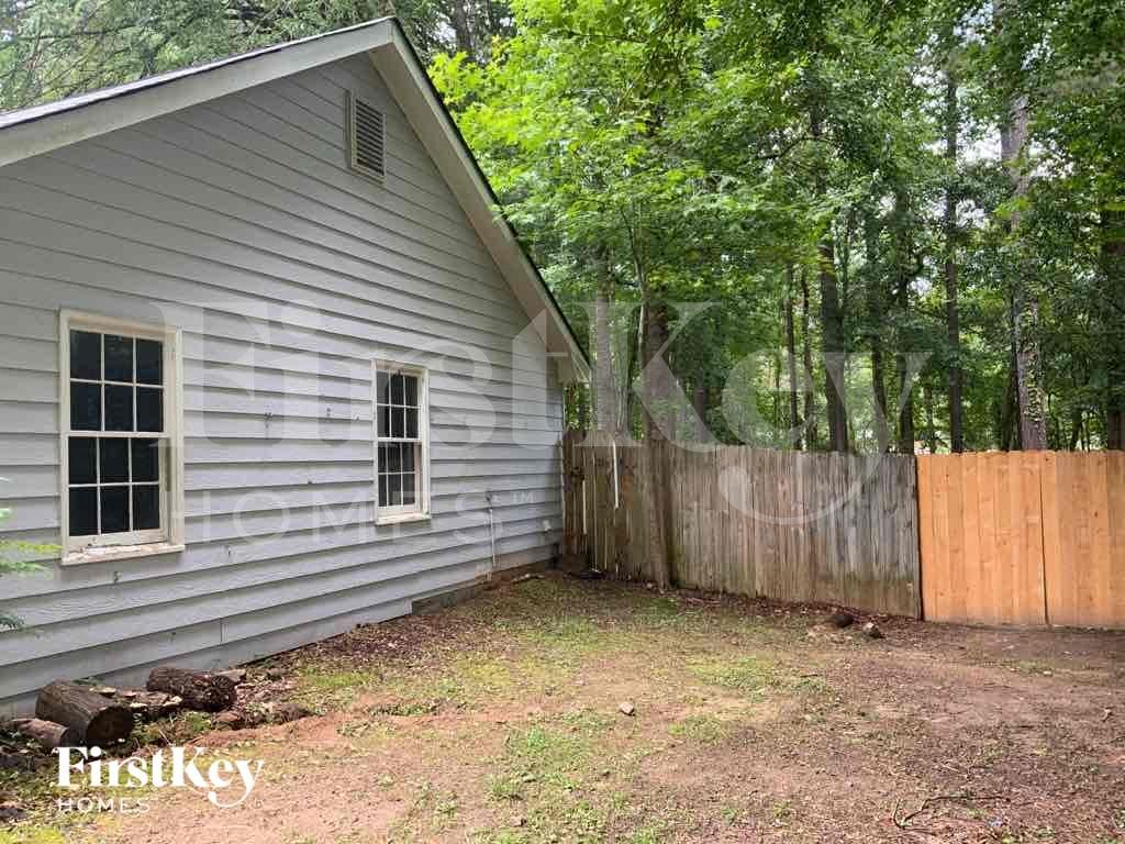 Building Photo - 388 Scenic Ln