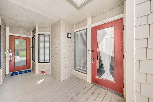 Building Photo - 8983 Heron Walk Dr