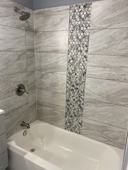 Building Photo - 15223 Turlington Ave