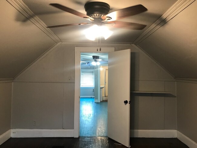 Building Photo - 5 Bedroom/3 Bathroom, mins. from UC $750/p...