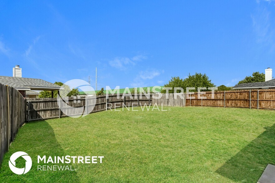 Building Photo - 6356 Stone Lake Ct