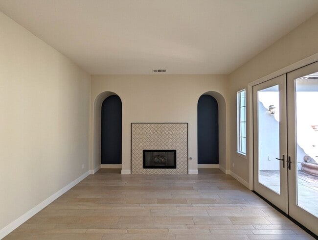 Building Photo - 6217 Alverton Dr