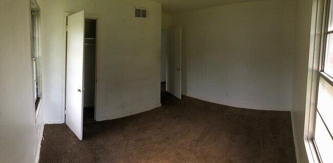 Building Photo - 3476 Obion Dr